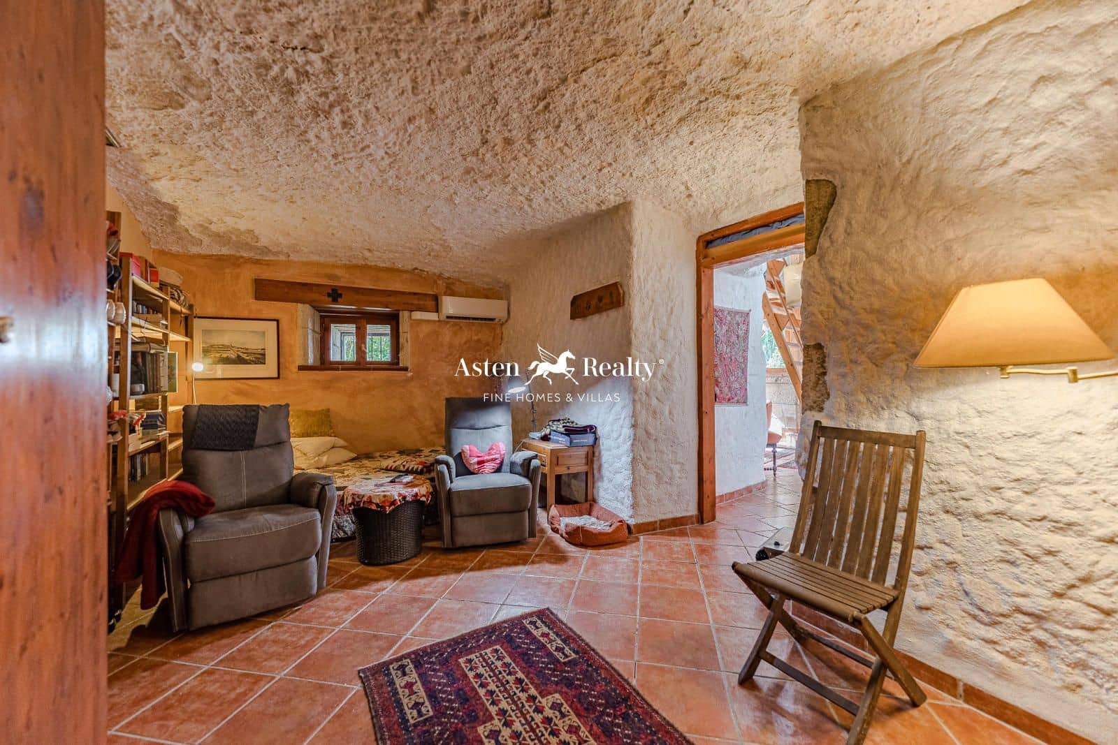 6 soveværelse Byhus til salg i Villa de Arico med garage - € 870.000 (Ref: 8438005)