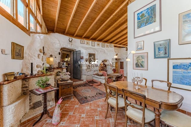 6 soveværelse Byhus til salg i Villa de Arico, Arico med garage - € 870.000 (Ref: 8438005)