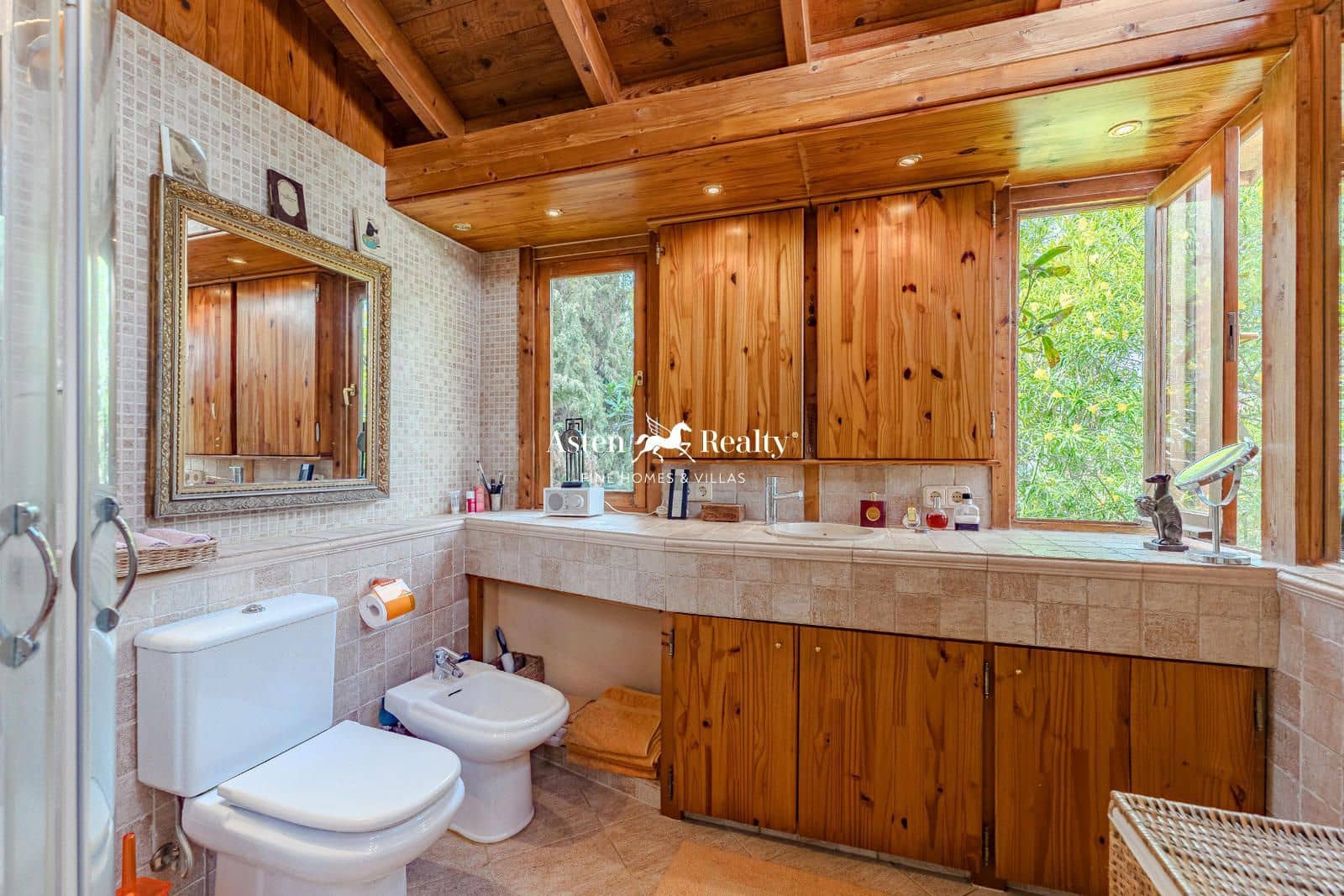 6 soveværelse Byhus til salg i Villa de Arico med garage - € 870.000 (Ref: 8438005)