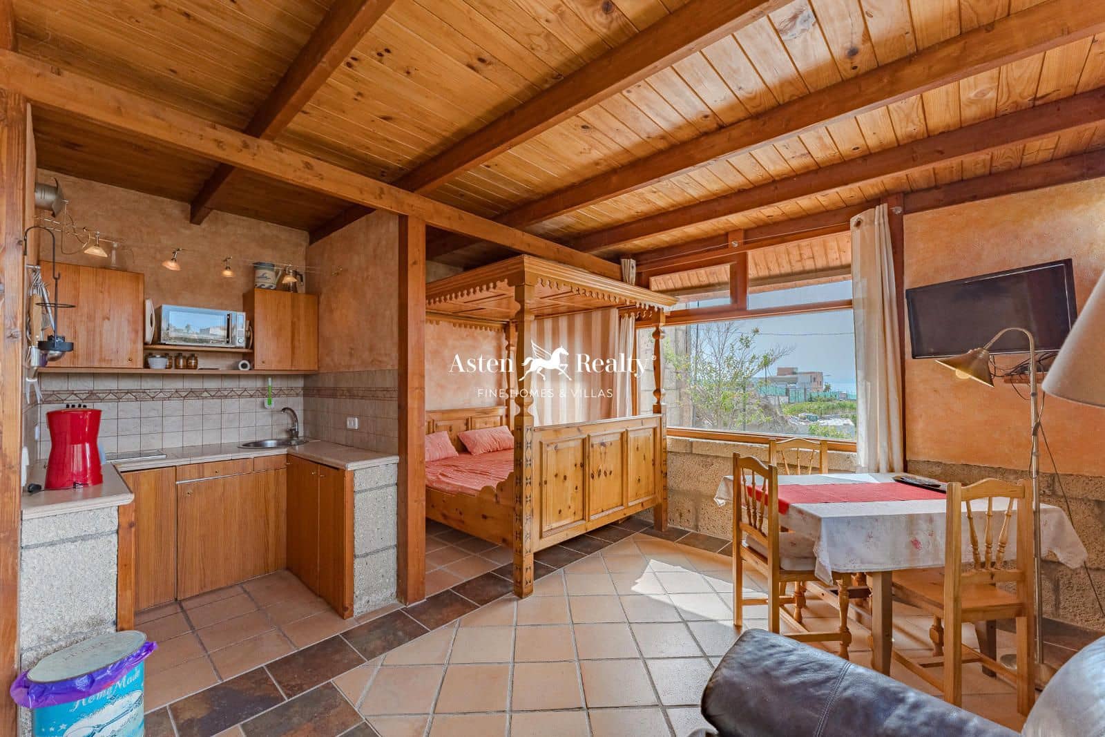 6 soveværelse Byhus til salg i Villa de Arico med garage - € 870.000 (Ref: 8438005)