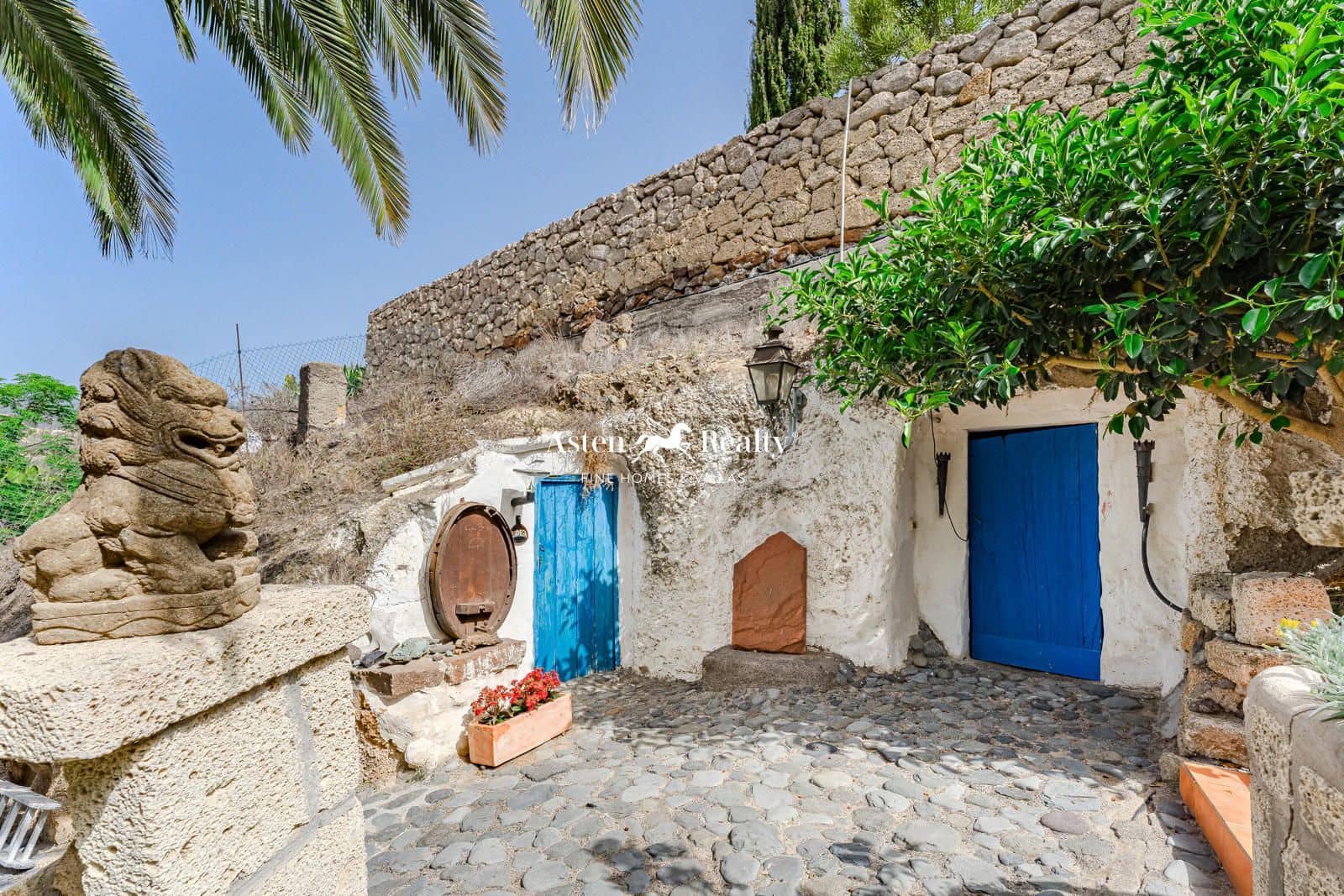 6 soveværelse Byhus til salg i Villa de Arico med garage - € 870.000 (Ref: 8438005)