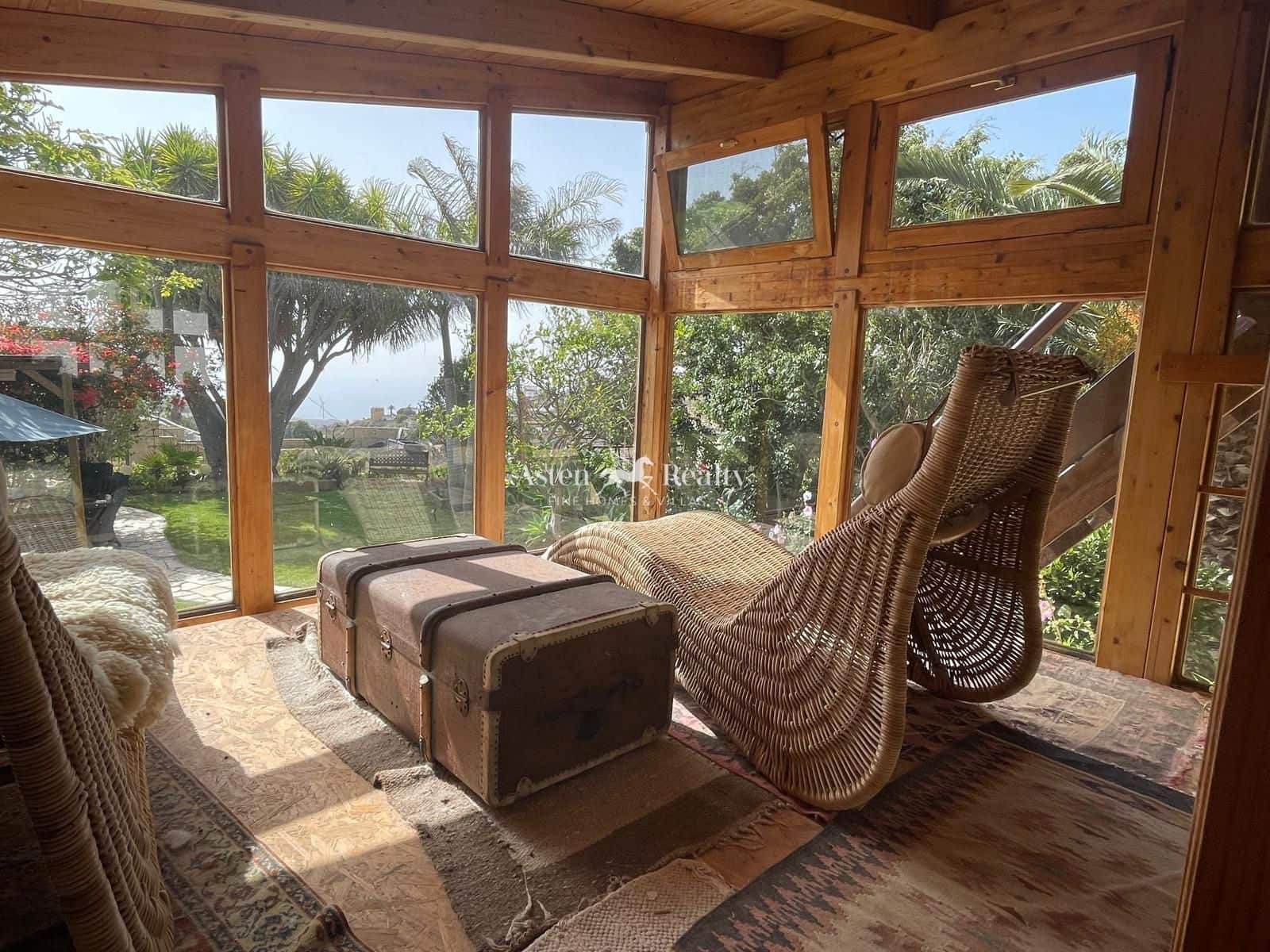 6 soveværelse Byhus til salg i Villa de Arico med garage - € 870.000 (Ref: 8438005)