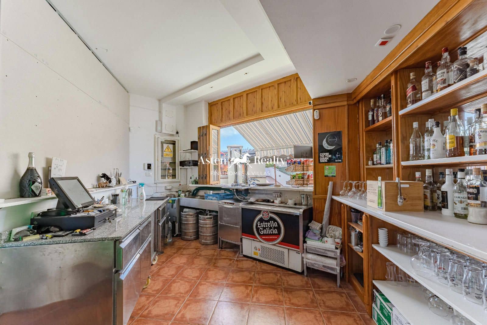 Virksomhed til salg i Los Cristianos - € 795.000 (Ref: 8440944)