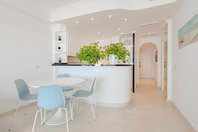 1 soverom Leilighet til salgs i San Eugenio Bajo, Adeje med svømmebasseng - € 580 000 (Ref: 8454071)