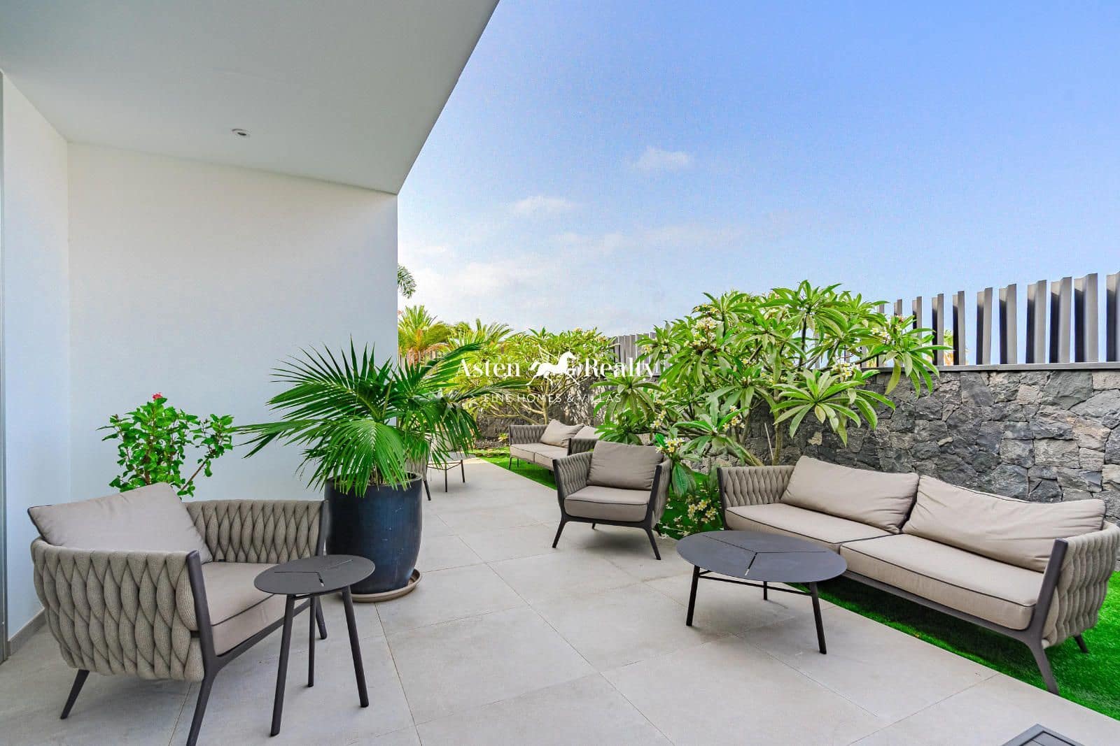 4 soveværelse Byhus til salg i Callao Salvaje med swimmingpool garage - € 2.500.000 (Ref: 8477261)