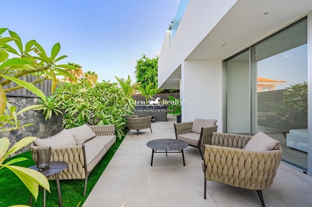 4 slaapkamer Huis te koop in Callao Salvaje, Adeje met zwembad garage - € 2.500.000 (Ref: 8477261)