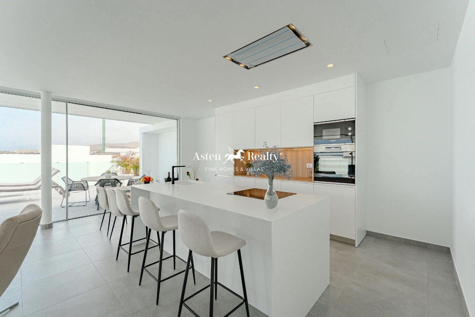 3 slaapkamer Huis te koop in Callao Salvaje met zwembad garage - € 1.590.000 (Ref: 8494232)