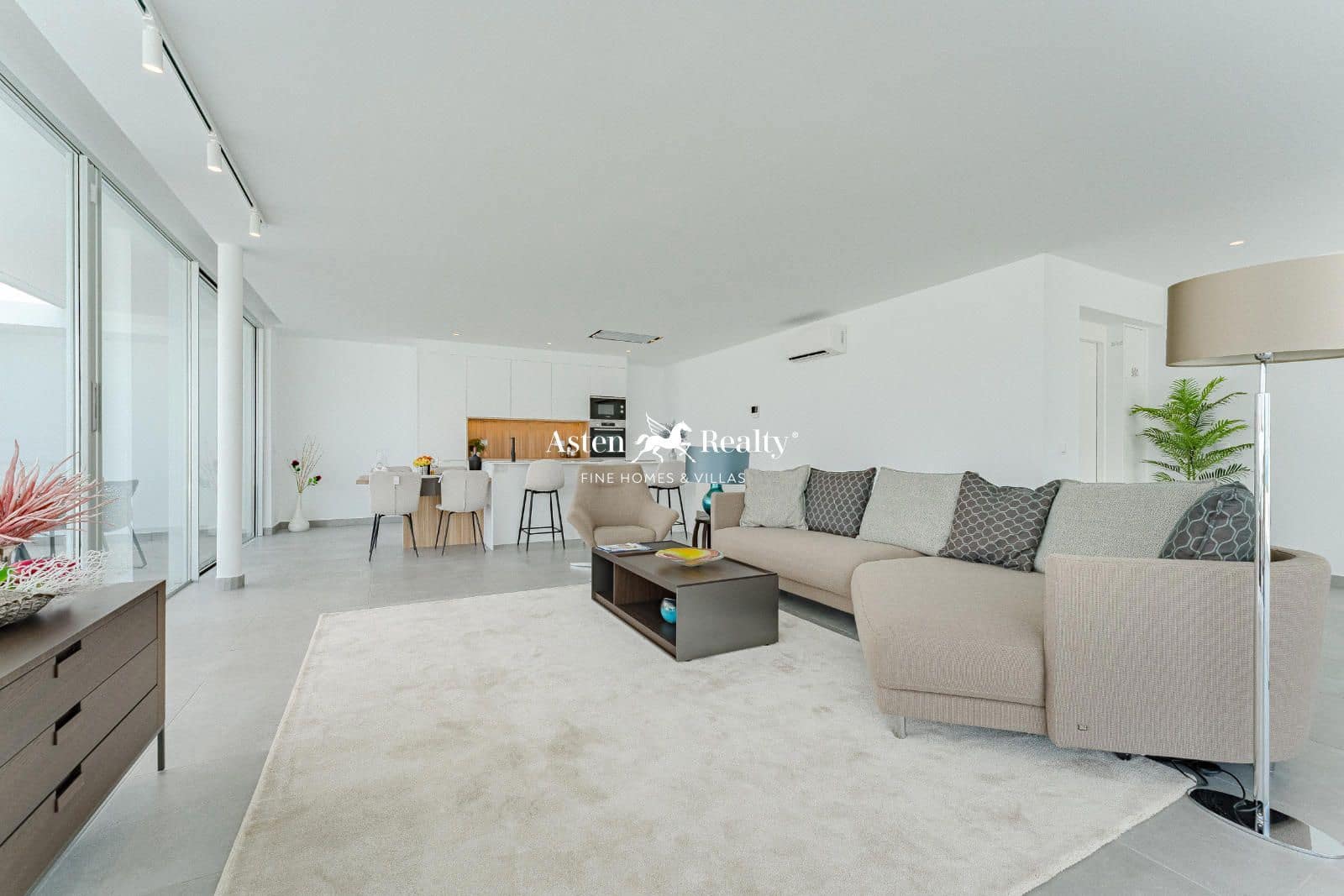 3 slaapkamer Huis te koop in Callao Salvaje met zwembad garage - € 1.590.000 (Ref: 8494232)