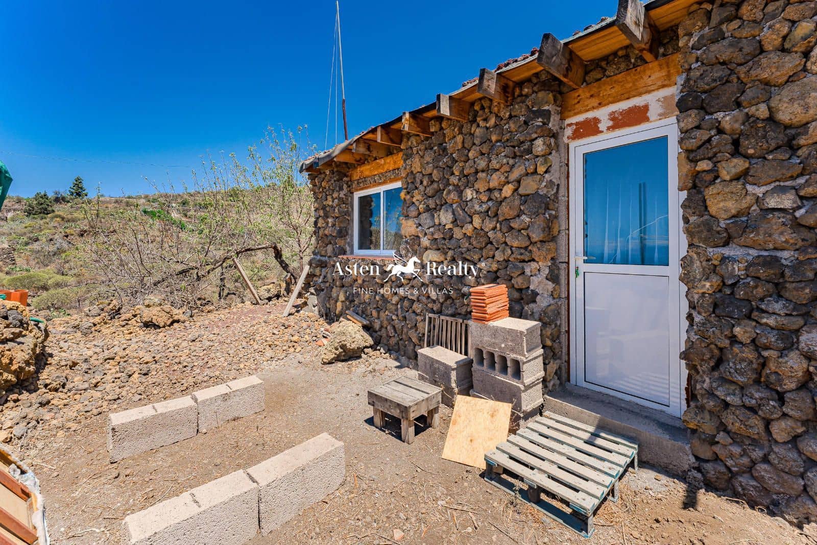 Building Plot for sale in Chio - € 108,000 (Ref: 8497803)