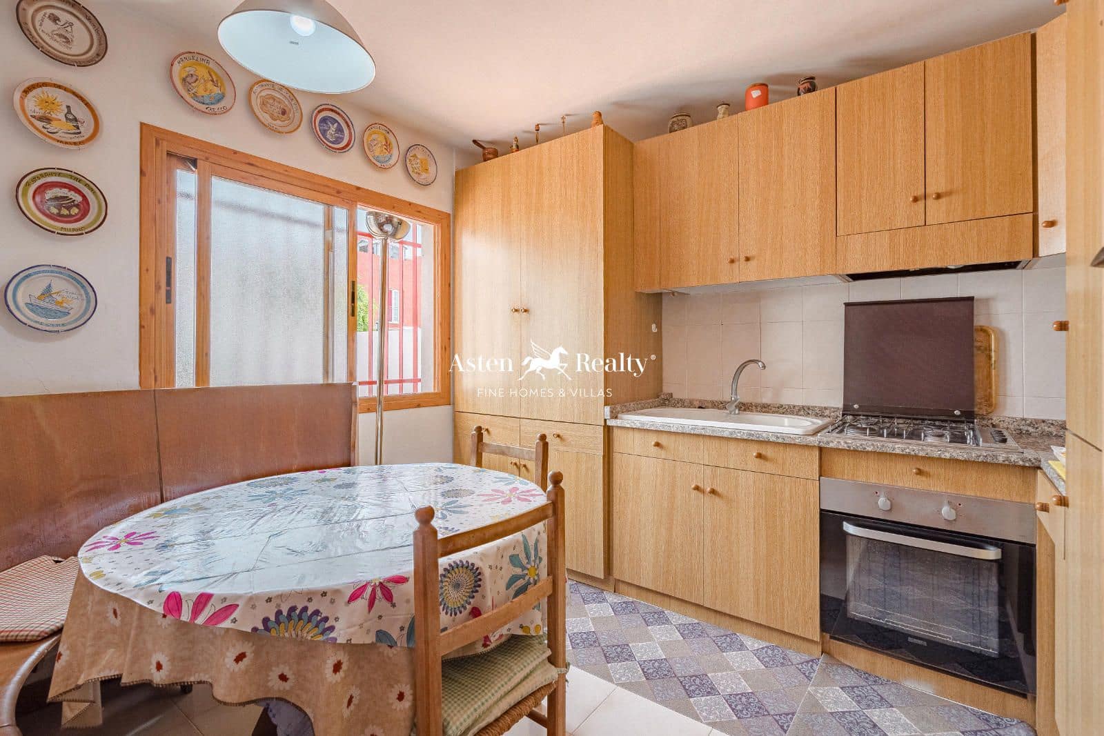 3 soveværelse Byhus til salg i Callao Salvaje med swimmingpool garage - € 520.000 (Ref: 8506965)