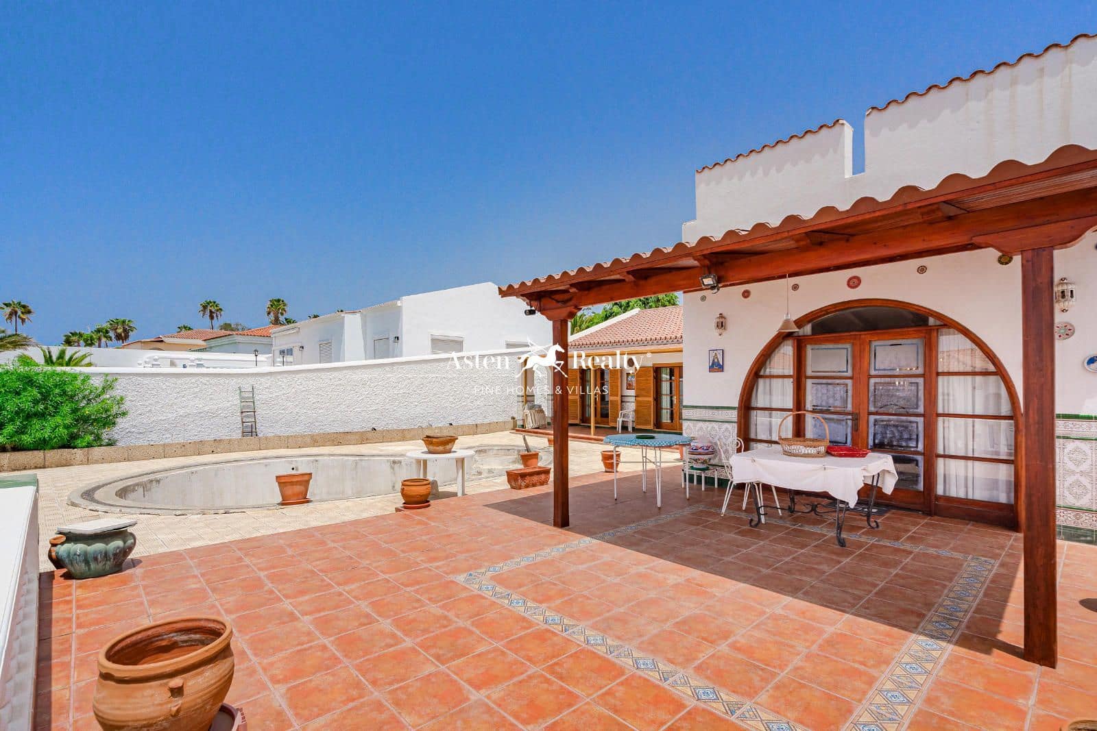 3 soveværelse Byhus til salg i Callao Salvaje med swimmingpool garage - € 520.000 (Ref: 8506965)