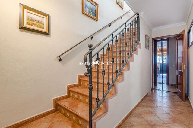 3 quarto Casa em Banda para venda em Casco Urbano, Adeje com garagem - 550 000 € (Ref: 8517251)