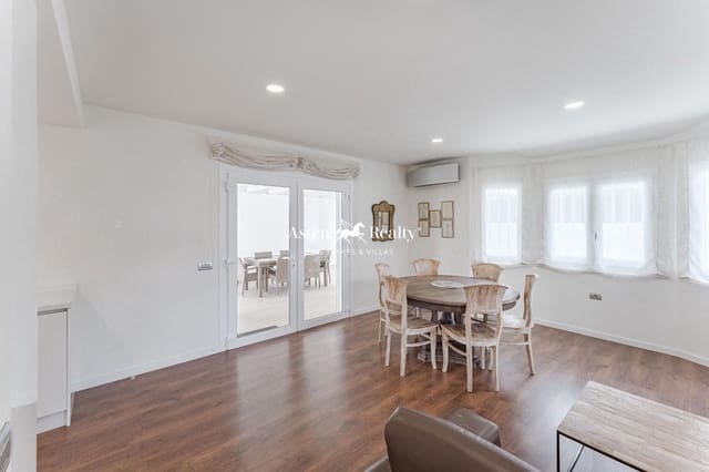 3 slaapkamer Villa te koop in Los Olivos, Adeje met garage - € 845.000 (Ref: 8535650)