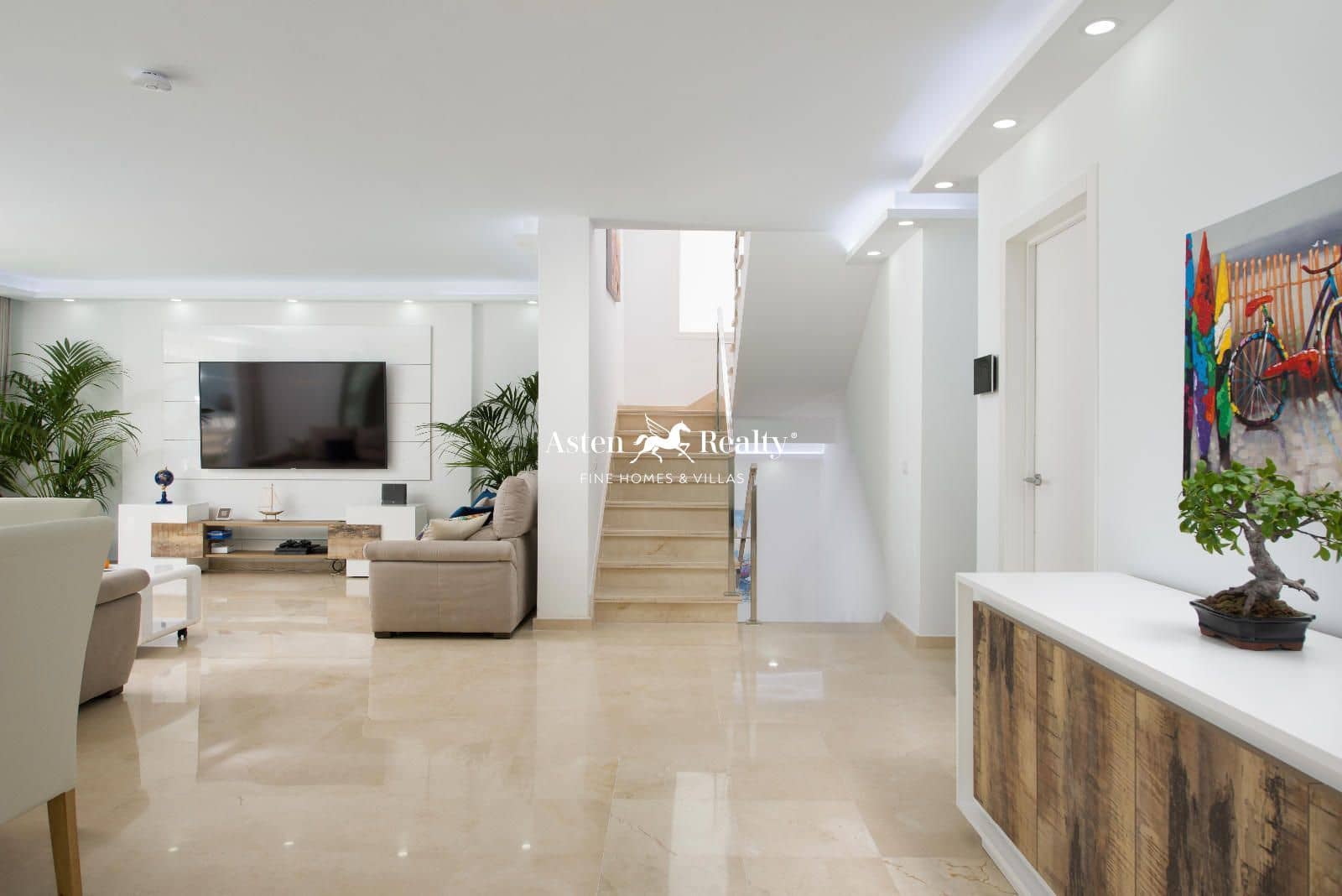 6 soveværelse Byhus til salg i Torviscas med swimmingpool garage - € 2.550.000 (Ref: 8535652)