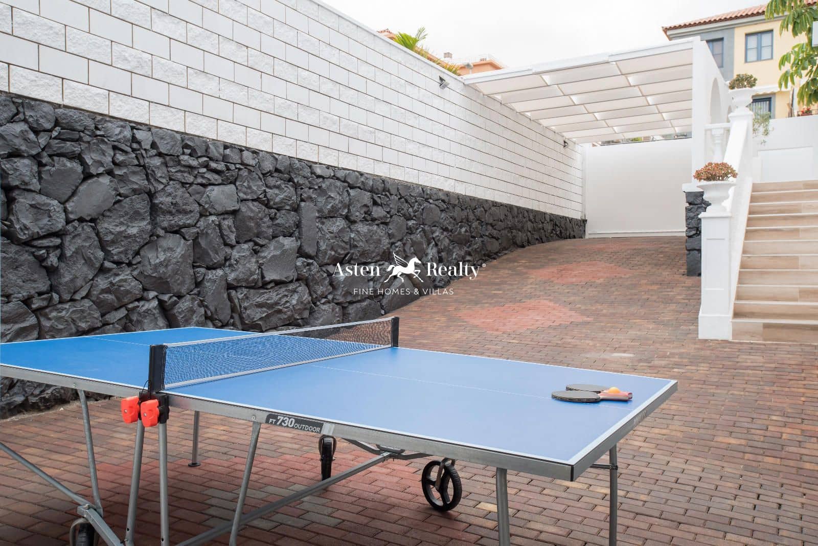 6 soveværelse Byhus til salg i Torviscas med swimmingpool garage - € 2.550.000 (Ref: 8535652)