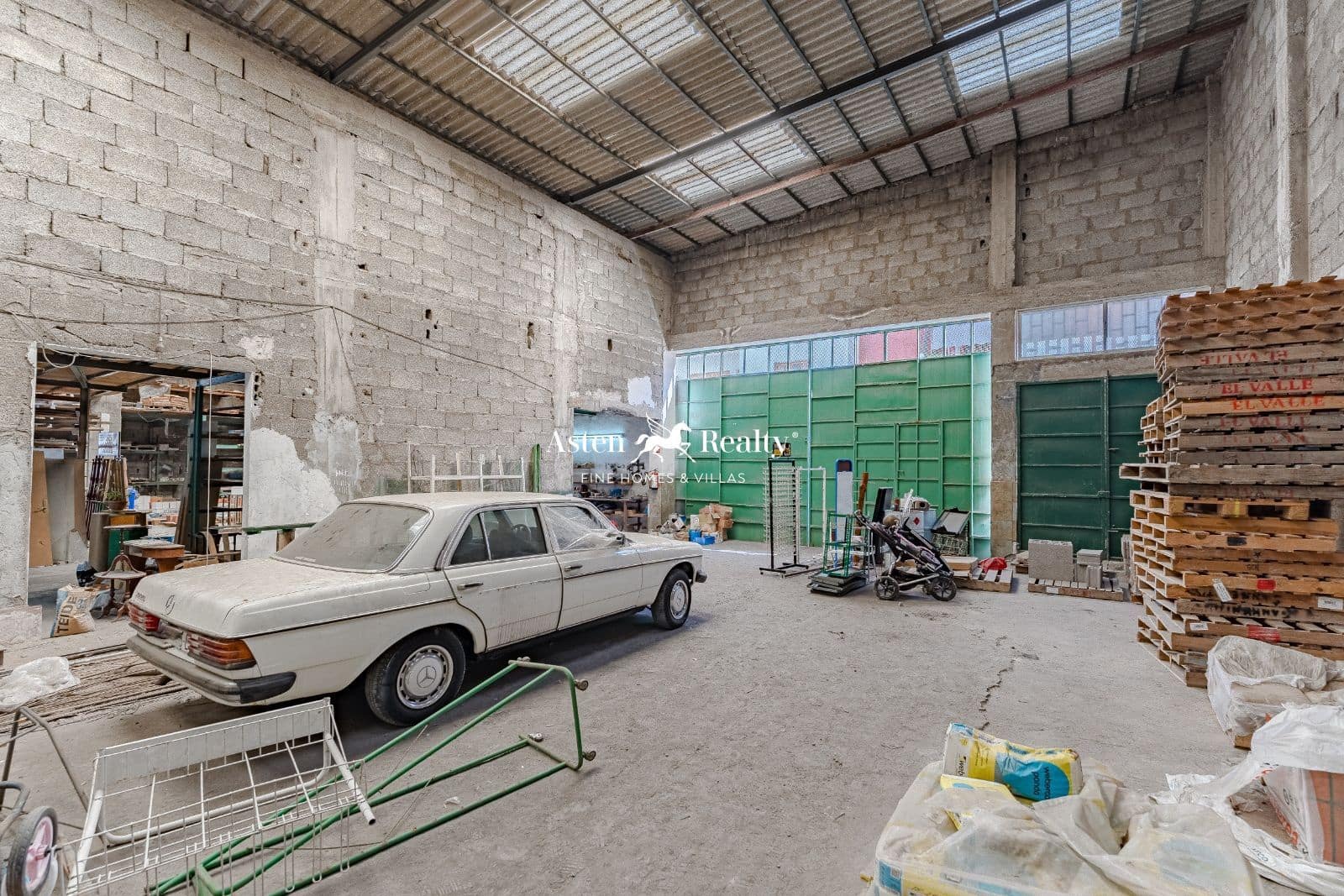 Virksomhed til salg i Alcala - € 480.000 (Ref: 8537739)