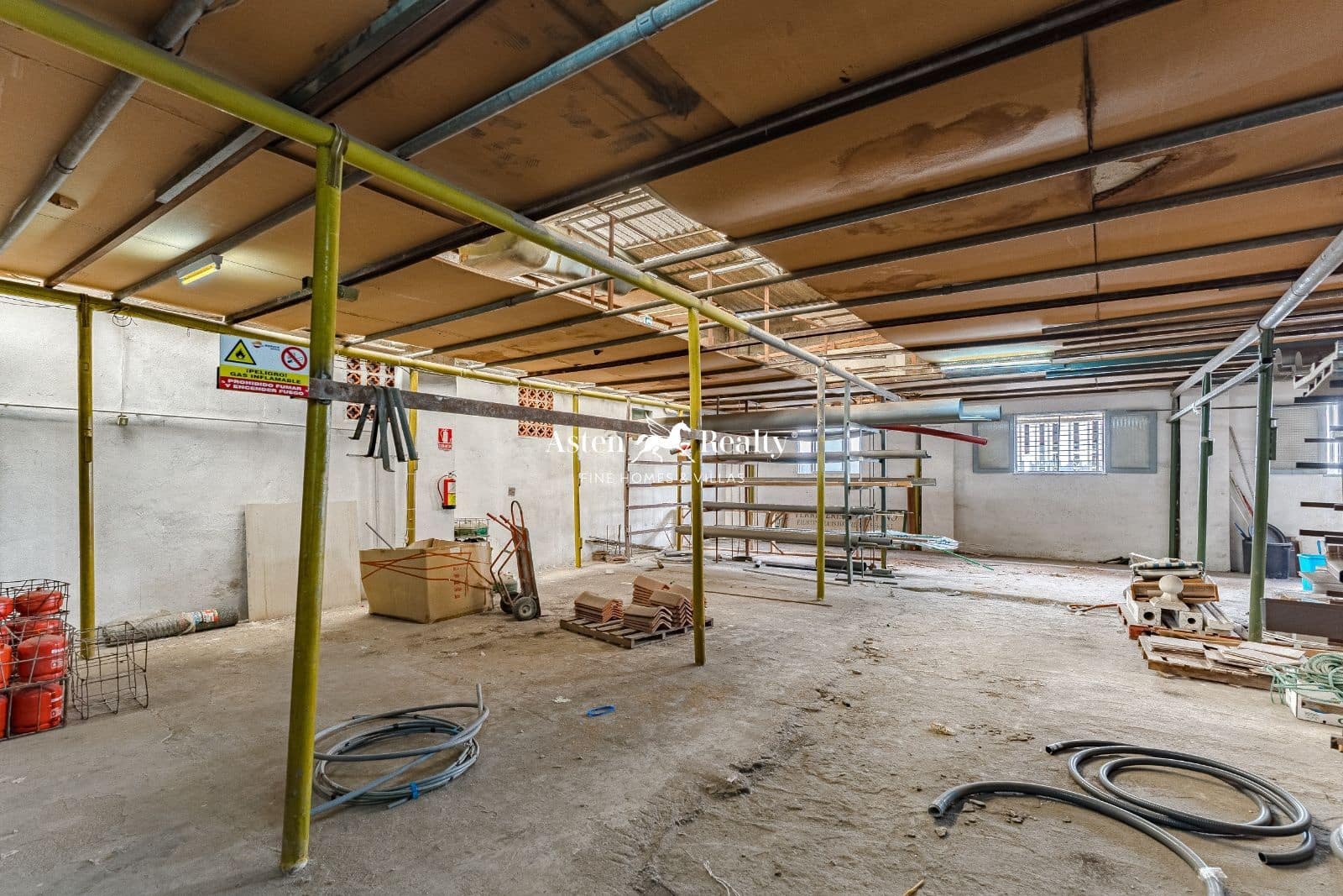 Virksomhed til salg i Alcala - € 480.000 (Ref: 8537739)