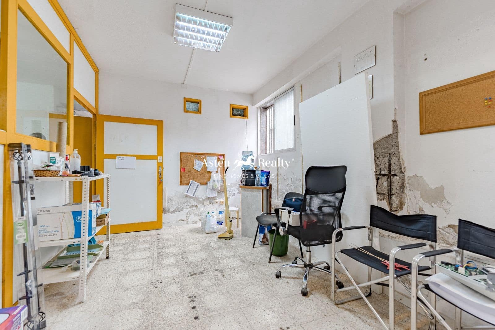 Virksomhed til salg i Alcala - € 420.000 (Ref: 8537740)