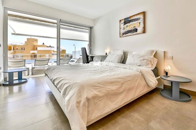 2 slaapkamer Flat te koop in La Caleta Adeje, Adeje met zwembad garage - € 1.270.000 (Ref: 8537741)