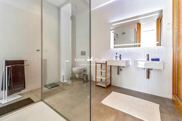 2 slaapkamer Flat te koop in La Caleta Adeje, Adeje met zwembad garage - € 1.270.000 (Ref: 8537741)