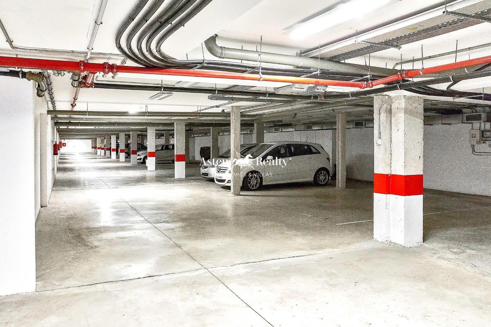 2 slaapkamer Flat te koop in La Caleta Adeje met zwembad garage - € 1.270.000 (Ref: 8537741)