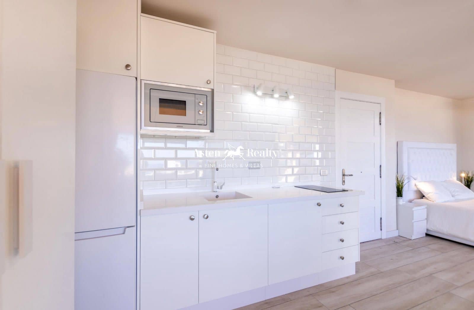 3 soveværelse Penthouse til salg i Puerto Santiago med swimmingpool garage - € 550.000 (Ref: 8541613)