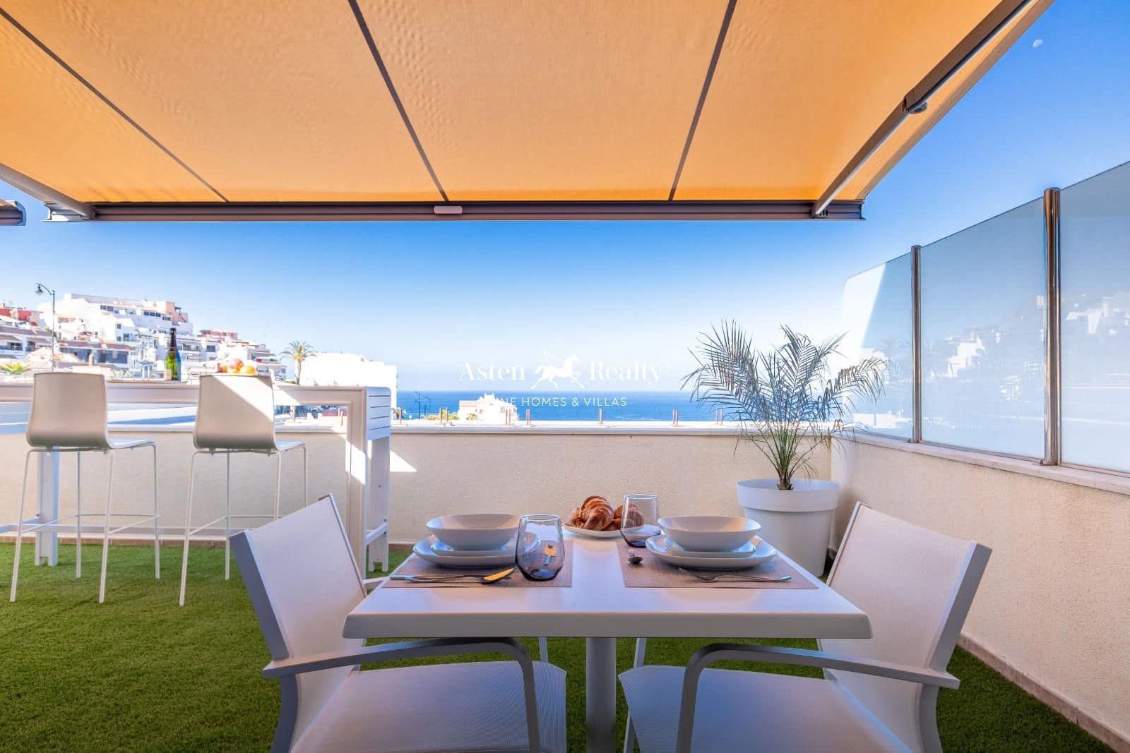 3 soveværelse Penthouse til salg i Puerto Santiago med swimmingpool garage - € 550.000 (Ref: 8541613)