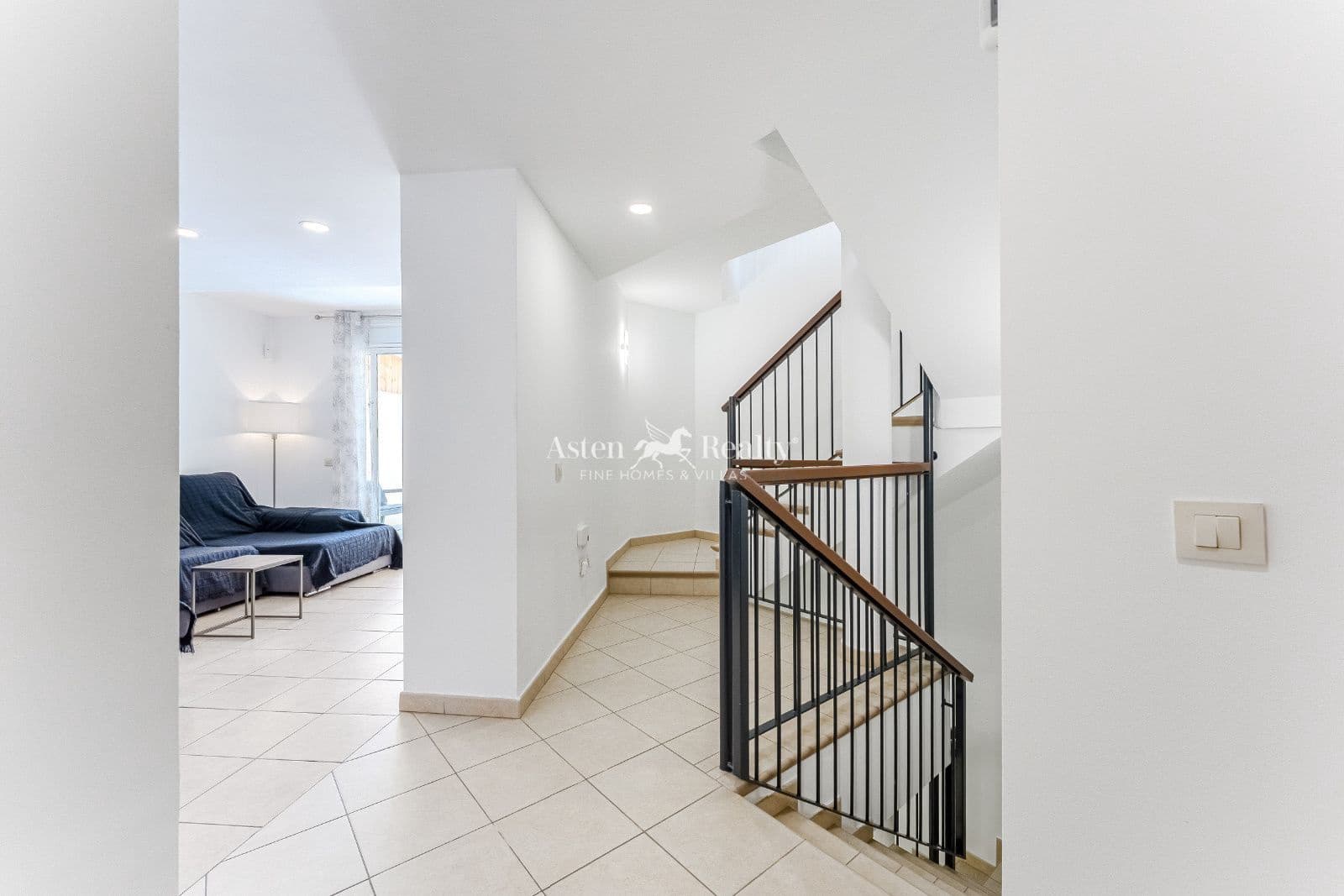 4 soveværelse Byhus til salg i Torviscas med swimmingpool garage - € 790.000 (Ref: 8548344)