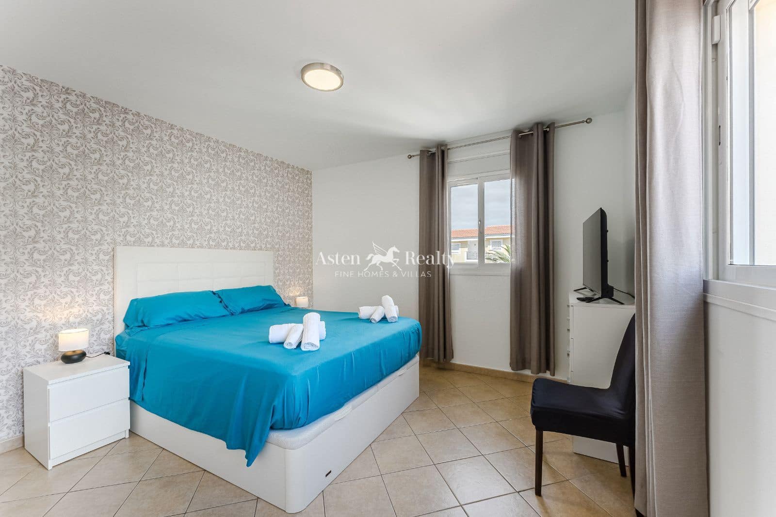 4 soveværelse Byhus til salg i Torviscas med swimmingpool garage - € 790.000 (Ref: 8548344)