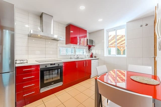 4 slaapkamer Huis te koop in Torviscas, Adeje met zwembad garage - € 790.000 (Ref: 8548344)