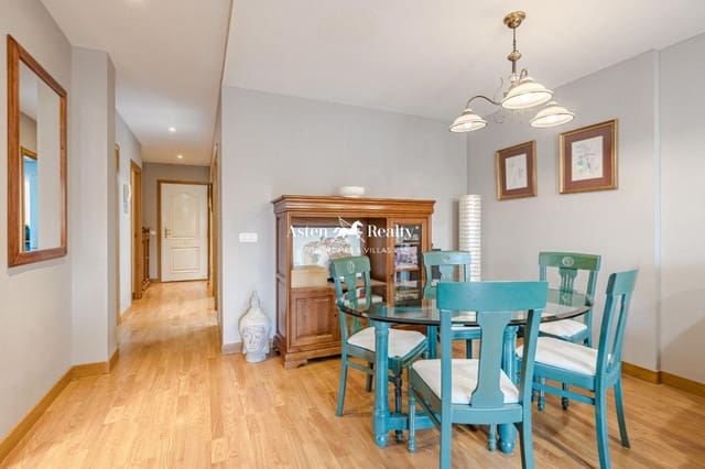 3 slaapkamer Flat te koop in Los Cristianos, Arona met zwembad garage - € 495.000 (Ref: 8548345)