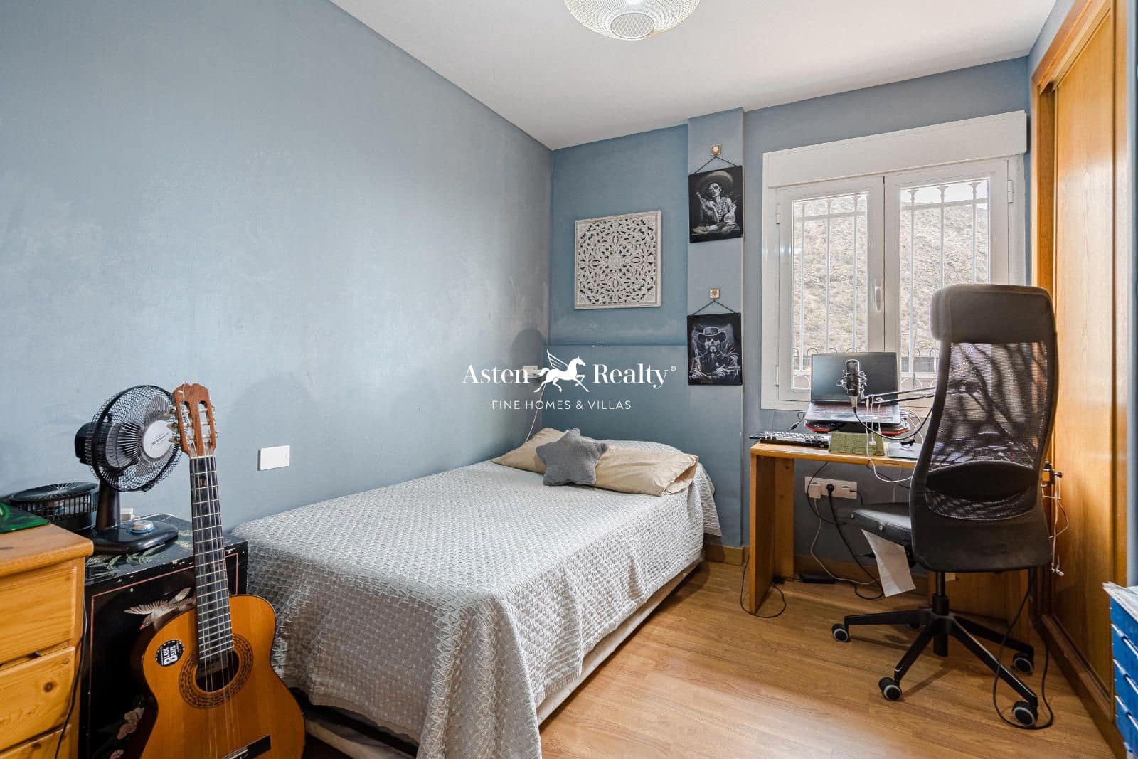 3 slaapkamer Flat te koop in Los Cristianos met zwembad garage - € 495.000 (Ref: 8548345)