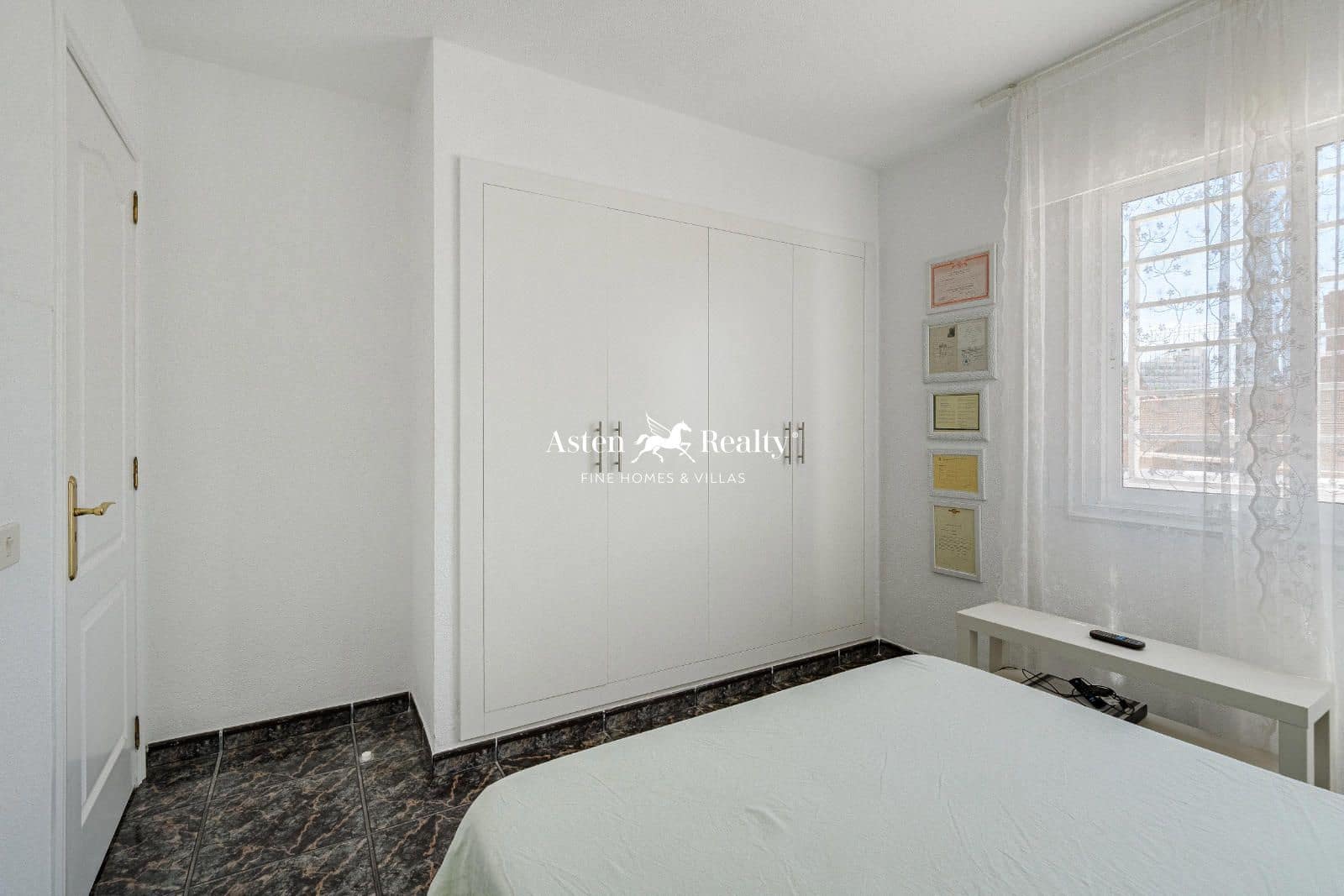 3 chambre Appartement à vendre à Costa Adeje avec piscine garage - 385 000 € (Ref: 8548346)