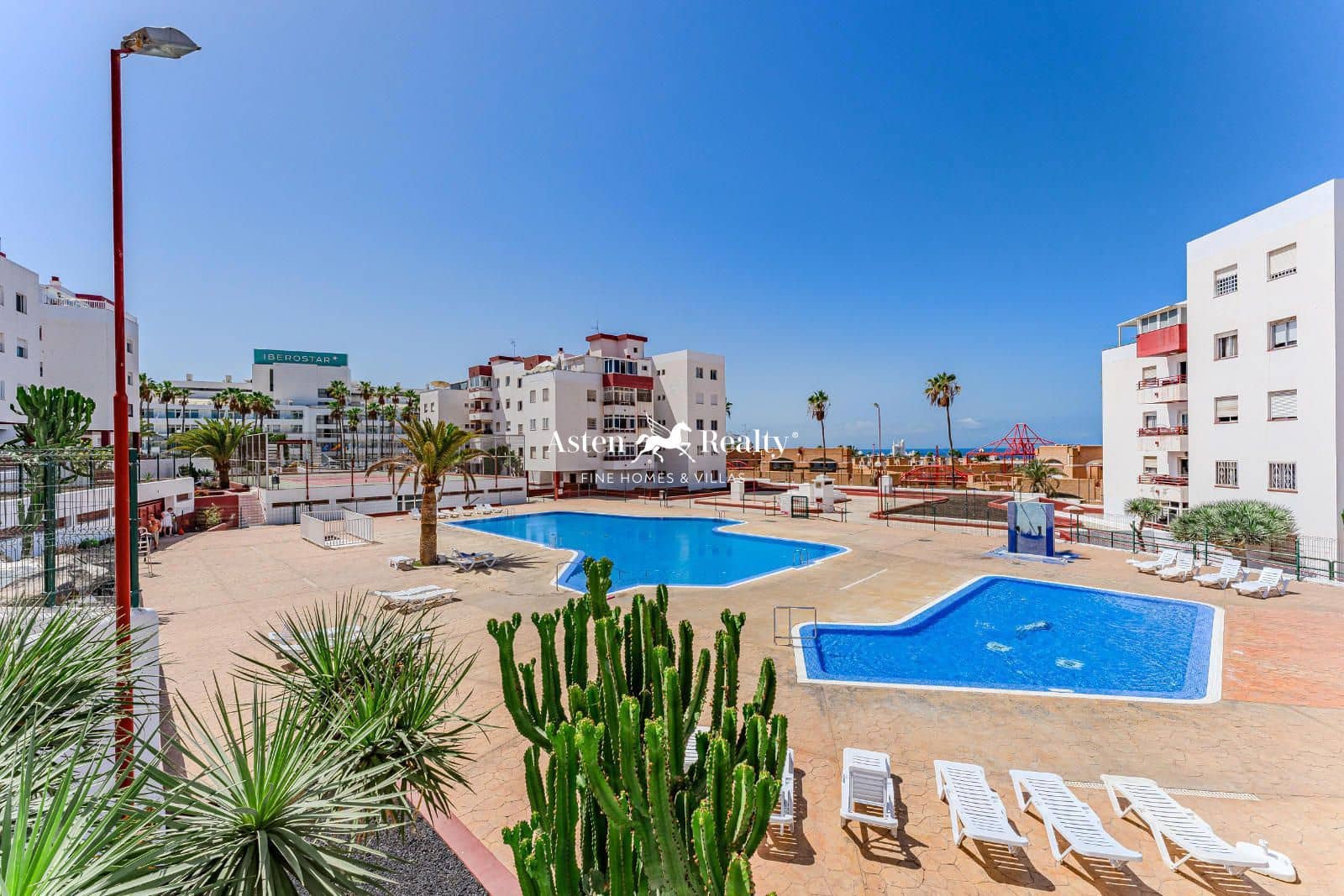 3 chambre Appartement à vendre à Costa Adeje avec piscine garage - 385 000 € (Ref: 8548346)