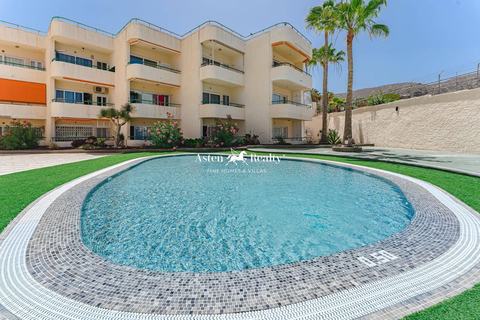 1 soveværelse Lejlighed til salg i Los Cristianos med swimmingpool - € 310.000 (Ref: 8556217)