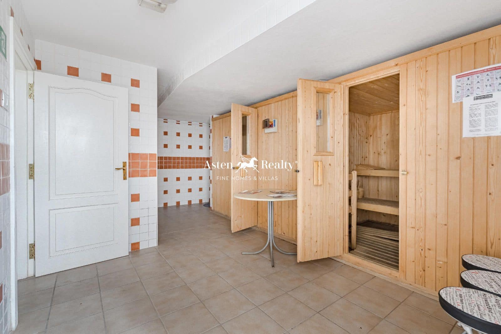3 chambre Maison de Ville à vendre à Adeje avec piscine garage - 656 000 € (Ref: 8560767)
