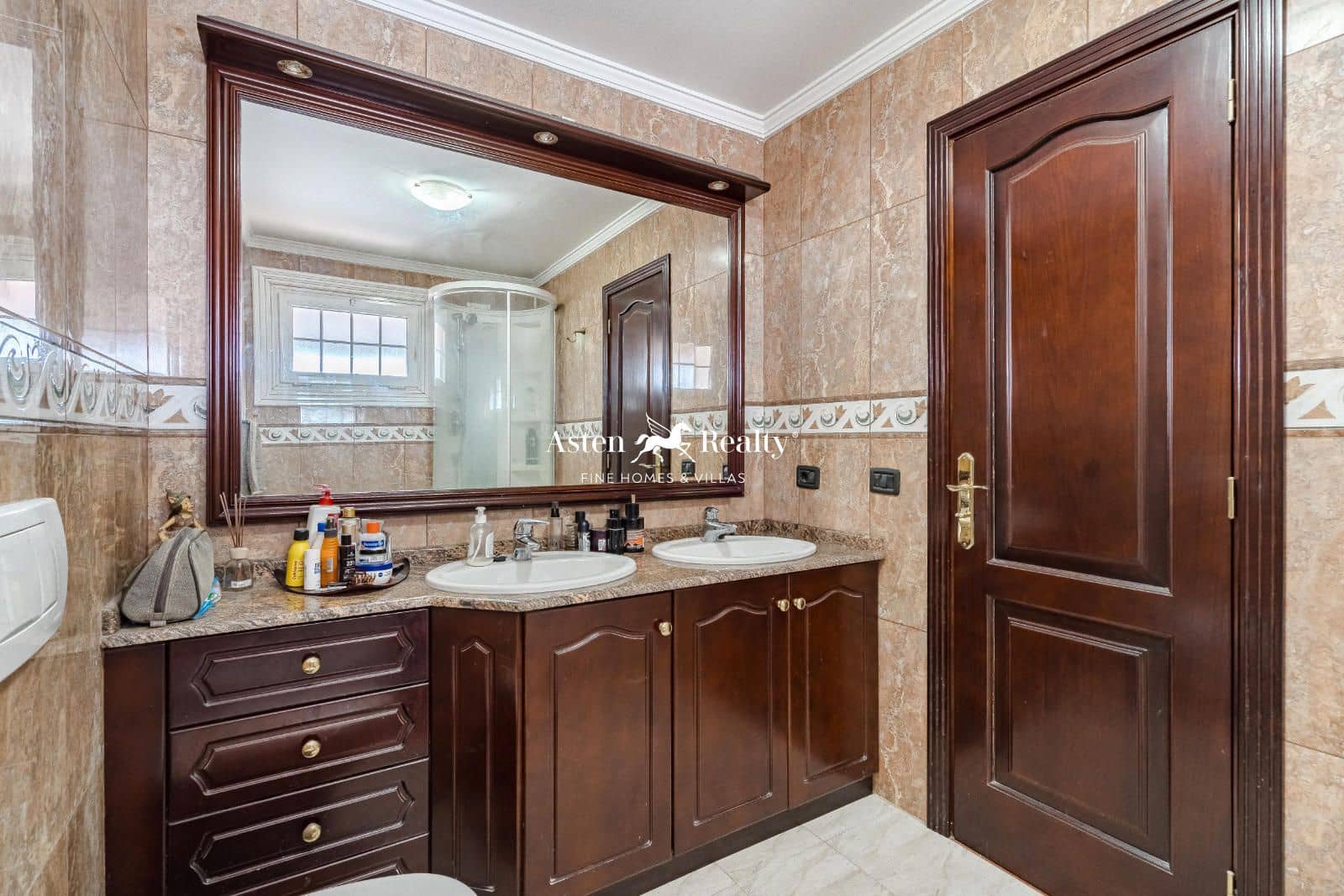 3 chambre Maison de Ville à vendre à Adeje avec piscine garage - 656 000 € (Ref: 8560767)