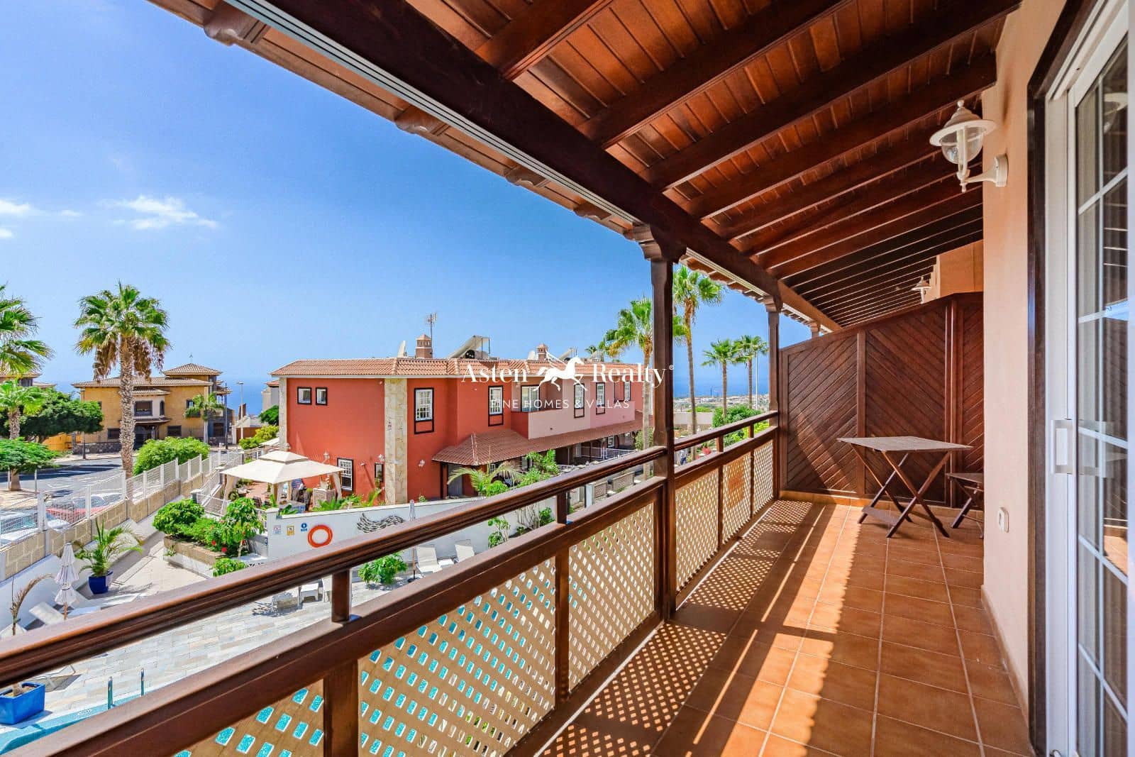 3 chambre Maison de Ville à vendre à Adeje avec piscine garage - 656 000 € (Ref: 8560767)