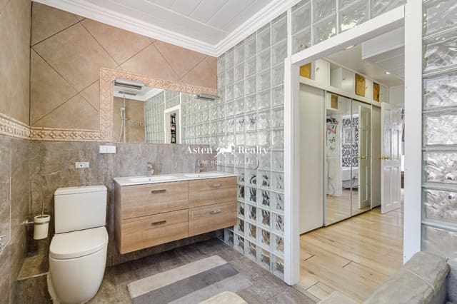 6 soverom Villa til salgs i Los Menores, Adeje med svømmebasseng garasje - € 1 500 000 (Ref: 8569428)