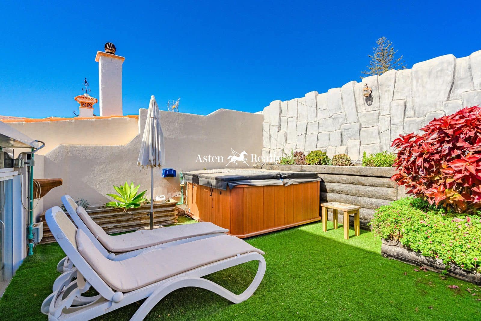 6 soveværelse Villa til salg i Los Menores med swimmingpool garage - € 1.500.000 (Ref: 8569428)