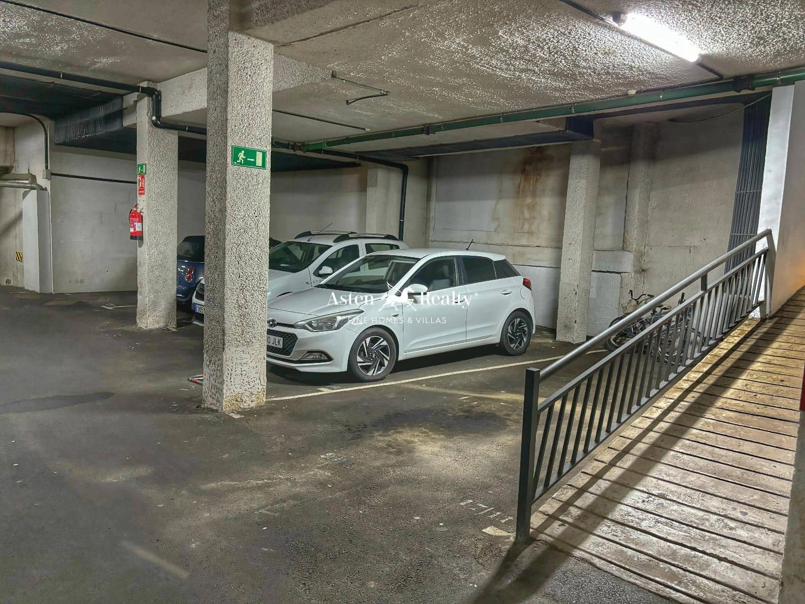 Garage til salg i Callao Salvaje - € 16.000 (Ref: 8573397)