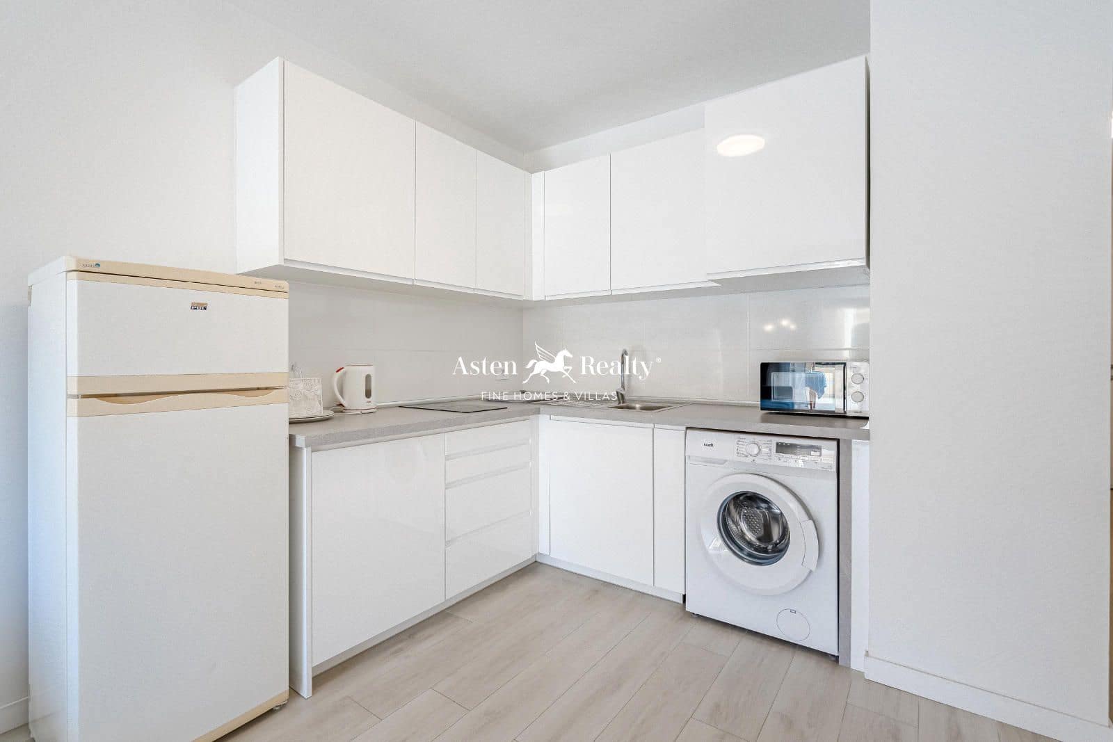 1 soveværelse Lejlighed til salg i Costa Adeje med swimmingpool - € 338.000 (Ref: 8575401)