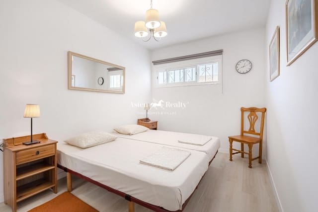 1 soveværelse Lejlighed til salg i Torviscas Bajo, Adeje med swimmingpool - € 338.000 (Ref: 8575401)