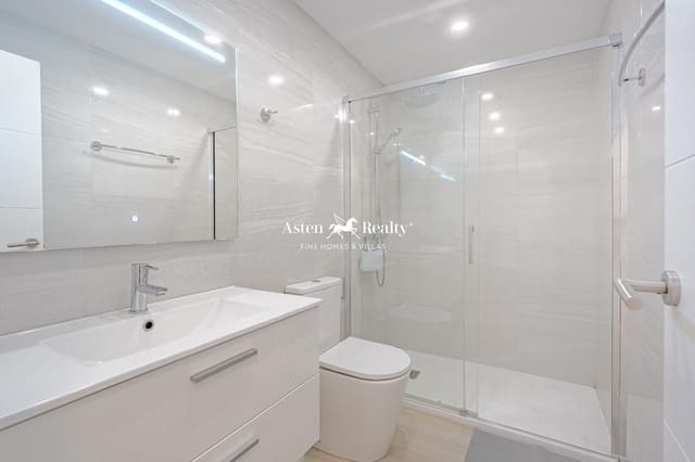 1 soveværelse Lejlighed til salg i Torviscas Bajo, Adeje med swimmingpool - € 338.000 (Ref: 8575401)