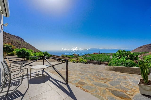 5 bedroom Townhouse for sale in Los Gigantes, Santiago del Teide with pool garage - € 1,950,000 (Ref: 8602670)