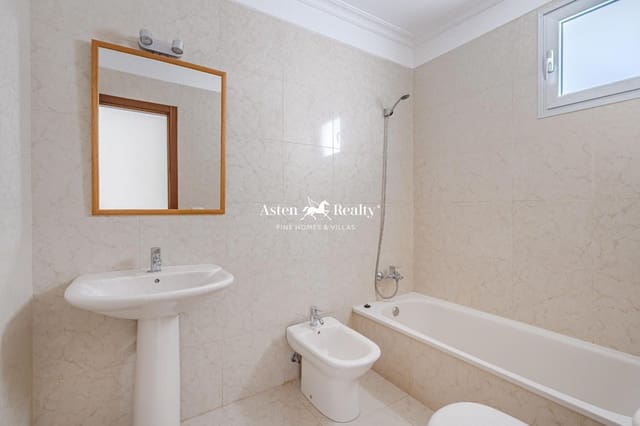 1 slaapkamer Flat te koop in Palm-Mar, Arona met zwembad - € 291.500 (Ref: 8614019)