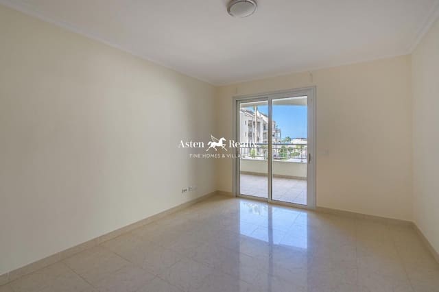 1 slaapkamer Flat te koop in Palm-Mar, Arona met zwembad - € 291.500 (Ref: 8614019)