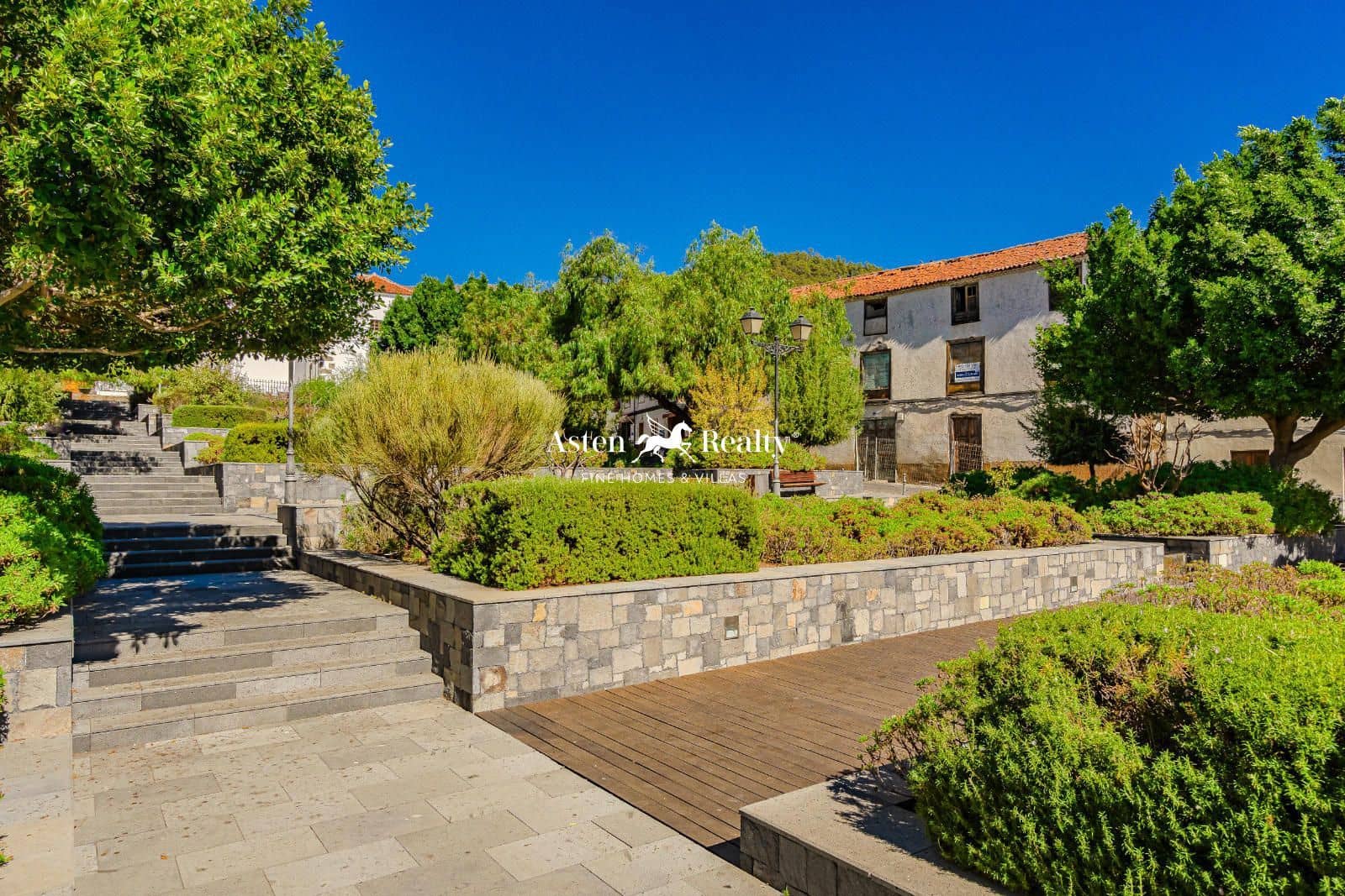 Erhverv til salg i Vilaflor - € 375.000 (Ref: 8614171)