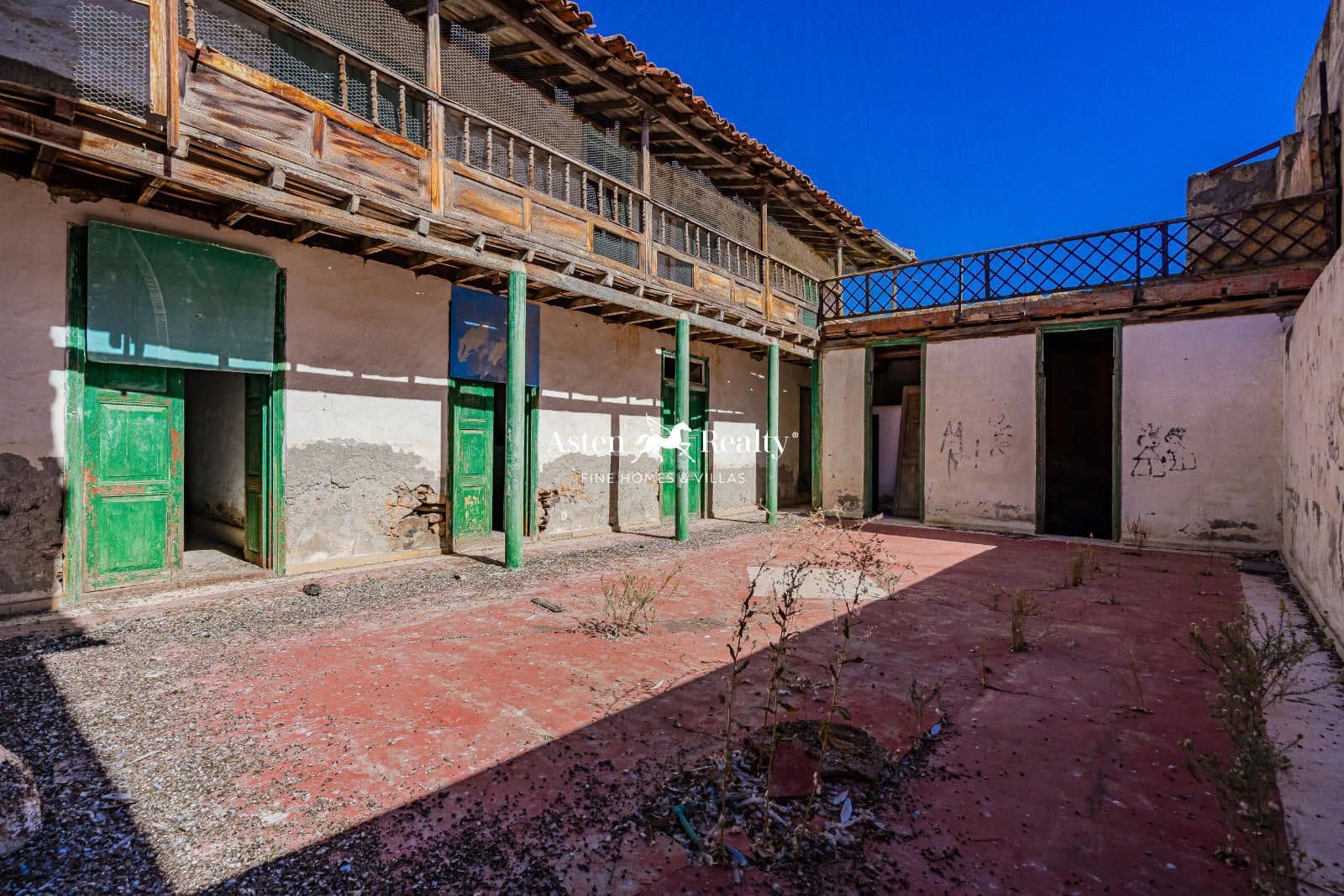 Erhverv til salg i Vilaflor - € 375.000 (Ref: 8614171)