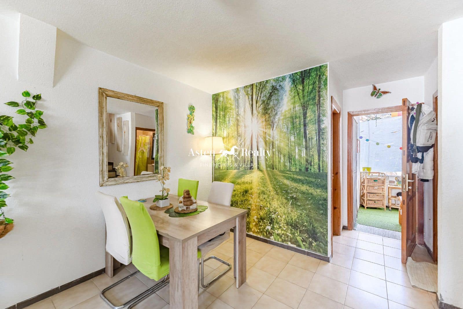 4 soverom Hus til salgs i Puerto Santiago med svømmebasseng garasje - € 349 000 (Ref: 8625958)